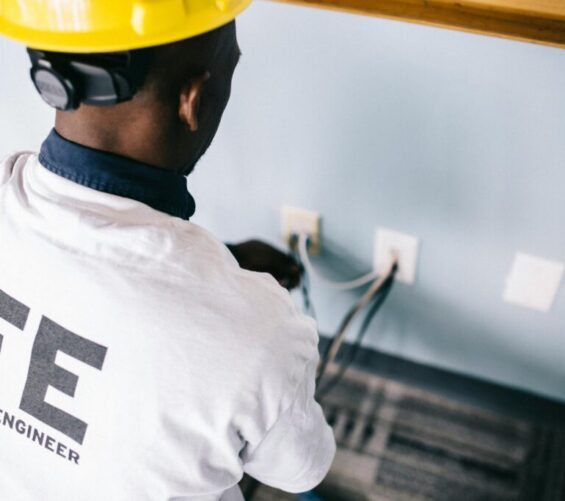 pexels-field-engineer-147254-442160